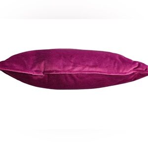 Luxury Pillows Designer Guild Fabrics. 
One pillow - $175
Two pillows - $300